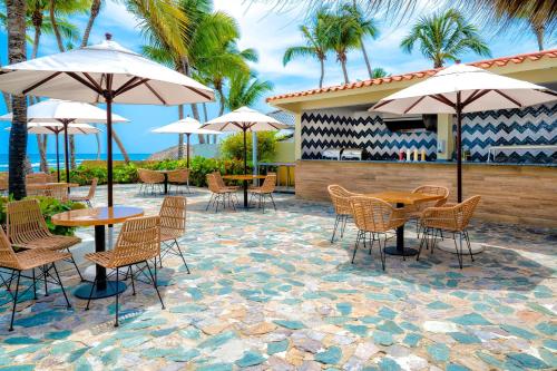 Restaurant, Coral Costa Caribe Beach Resort - All Inclusive in Juan Dolio