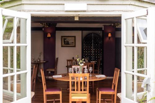 Corinium Hotel & Restaurant - image 14
