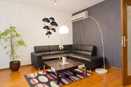 Vitosha Downtown Apartments - image 10