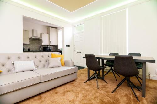Richmond House, Leeds (photo 2)
