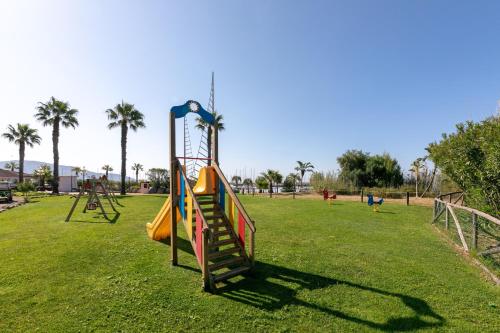 Parque infantil, Sighientu Resort in Quartu Sant Elena