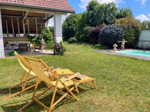 Iekārtas, Gaston en Baie in Villers-sur-Authie