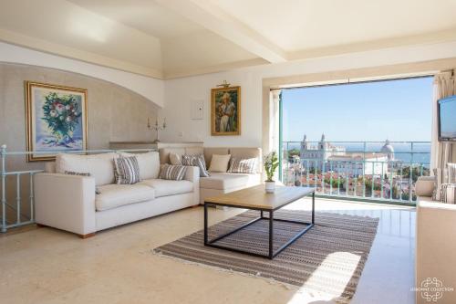 Penthouse Terrace 360º Lisbon View by LovelyStay, Lisboa