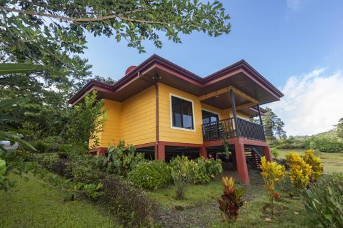 ทัศนียภาพภายนอกโรงแรม, Beautiful 2 Bedroom Villa with Private Nature Reserve - Friendship House in อเร็นนอล