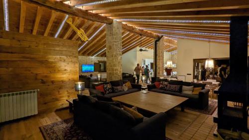 Közös társalgó / TV, Lo Indiano, casa de turisme rural in Prat de Comte