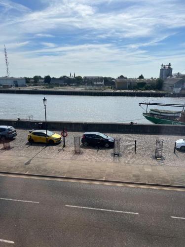 Picture of Penthouse Flat With River View, 1C