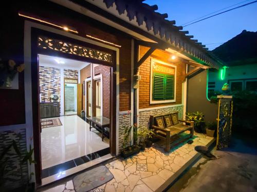 Omah Tukangan Homestay – Yogyakarta, MN