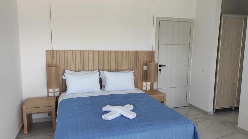 3 bedrooms, 4 beds