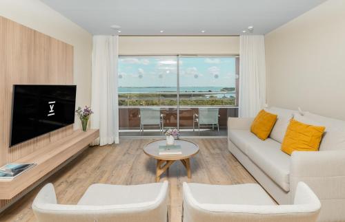 Premium One-Bedroom Suite