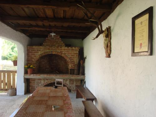 Fasiliti, Apartment Eko Etno selo Stara Kapela, Pavina kuca in Brodski Stupnik