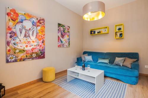 Apartment Queen Teuta in the heart of Split historical heritage, Сплит