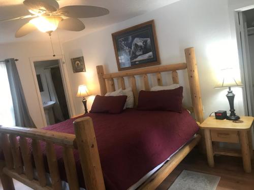 Dunsmuir Lodge