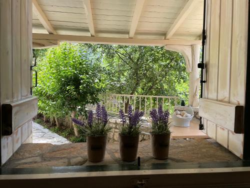  FORUM VILLAS Vafkeri Cottage in 31100 Lefkada