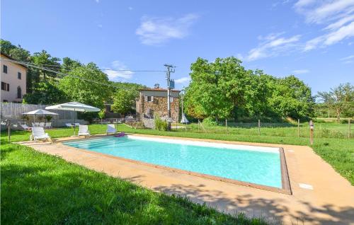 Stunning Home In Citt Di Castello pg With Outdoor Swimming Pool, Wifi And 3 Bedrooms