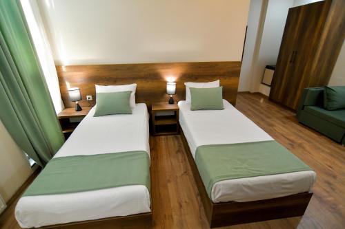 Hill Hotel – Kutaisi, IN