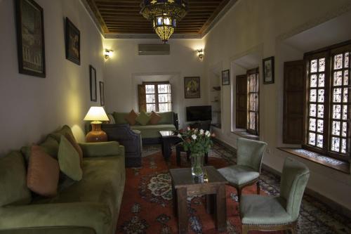 Double or Twin Suite with Terrace image 3
