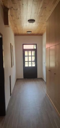 ทางเข้า, Apartmani Aleksandra in โคเลซิน