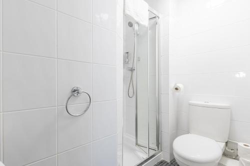 Brooklands Lodge - image 2