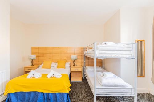 Brooklands Lodge - image 13