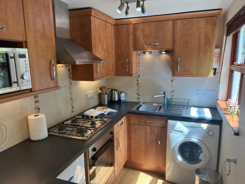 Palmers Lodge - image 7