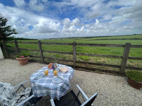 Palmers Lodge - image 4
