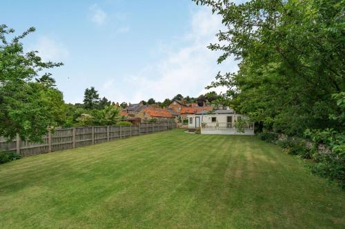 Upstairs Downstairs Cottage