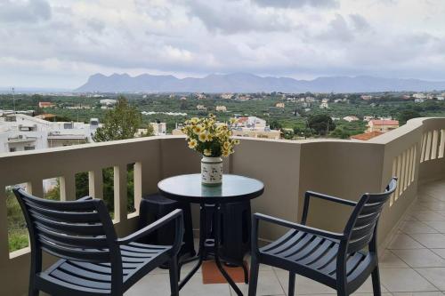 Physis Apt- Big comfortable apartment with view