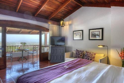 Hotel Alta Las Palomas