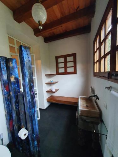 Casa Dos Gallos – San Sebastián del Oeste, IN