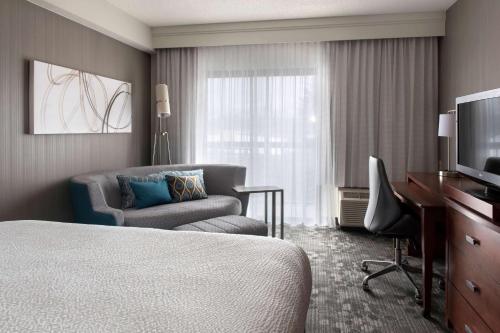 Sonesta Select Boston Milford - image 8