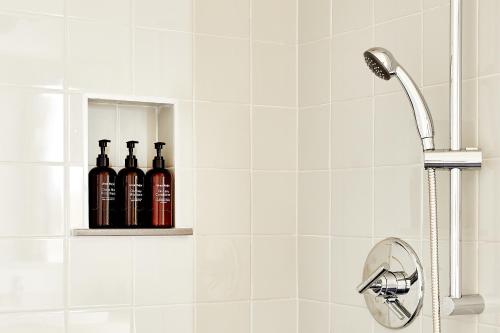 Sunapee Lake Lodge - image 5