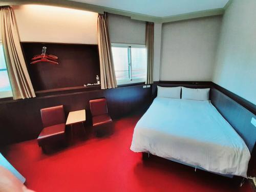 Long Cherng Hotel – Luodong, WV