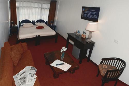 Hotel Den Helder - image 10