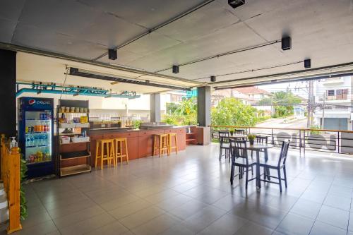 Lobby, AJ Residence near Phuket Bus Terminal 2