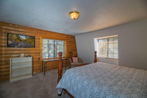 Log Cabin Getaway - image 12