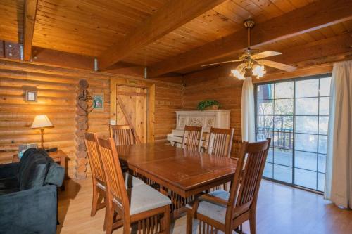 Log Cabin Getaway - image 6
