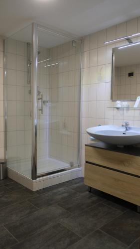 Deluxe Double Room with Shower