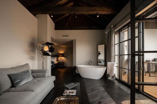Hotel Chalet Gravenstein – Tirol Village, MS