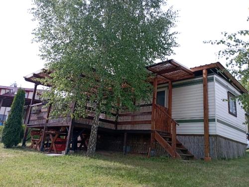 2 bedrooms, 4 beds