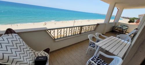  Azzurro apartamento Calabria, Unterkunft in Marina di Strongoli