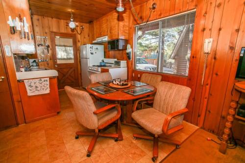 Kiwi Cabin - image 5