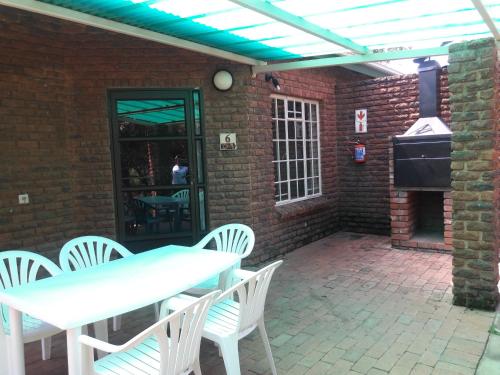 المرافق, Bakgatla Resort in جا رامونجا