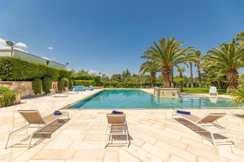 Swimming pool, Villa Zahara in Pozzo Salerno