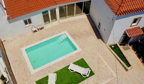 Countryside House in Ericeira - 5 min from Beach, with Salt Water Pool & BBQ