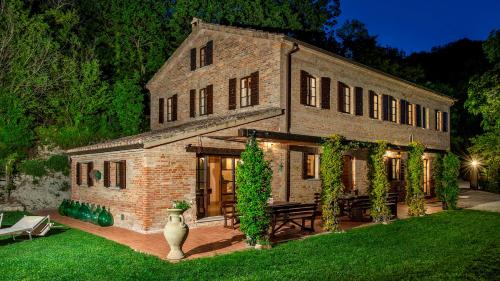 Létesítmények, CASA MELOGRANO 11&2, Emma Villas in Montefelcino