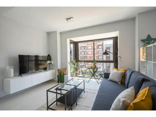 Lovely loft close Cuzco Sor Angela, Madrid