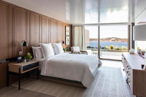 Four Seasons Astir Palace Hotel Athens