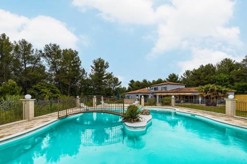 Villa Signo - Piscine privée - Location saisonnière - Signes