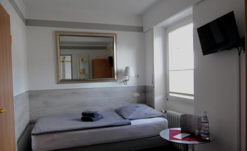 Nell-Breuning-Hotel 3