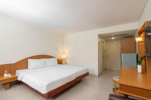 room detail thumbnail 0